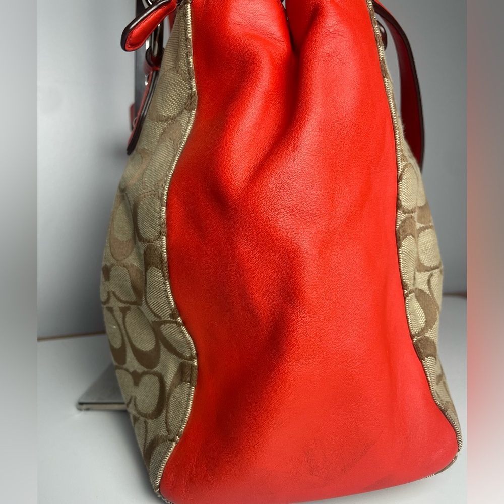 $25 LS Coach Colette Red & Khaki Signature Carryall w/COA - Picture 8 of 16